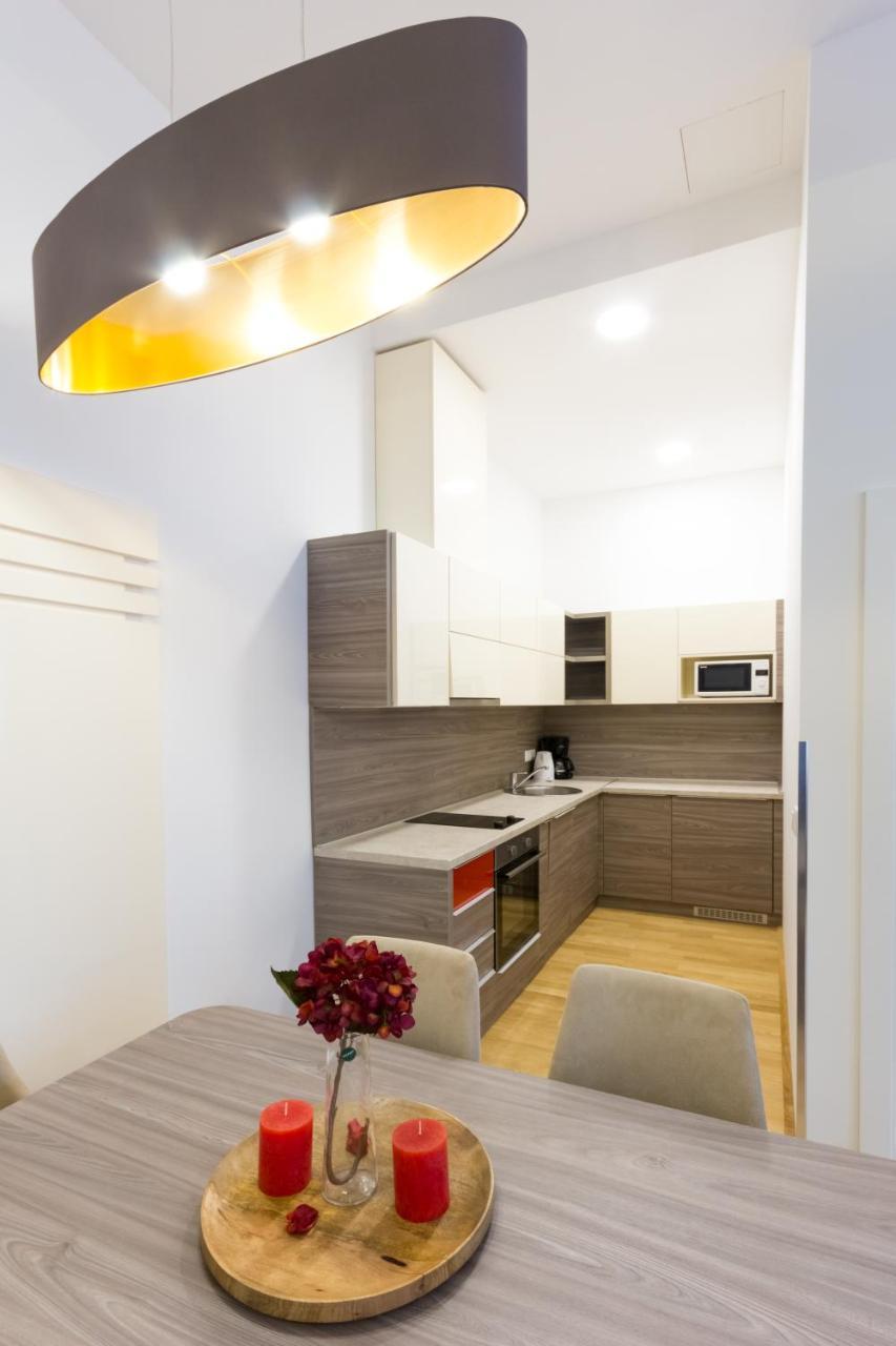 Debo Apartments Naehe Westbahnhof - Contactless Check In Wenen Buitenkant foto