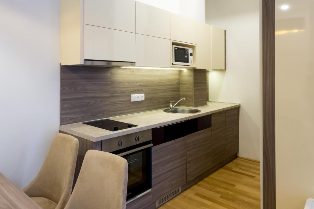 Debo Apartments Naehe Westbahnhof - Contactless Check In Wenen Buitenkant foto