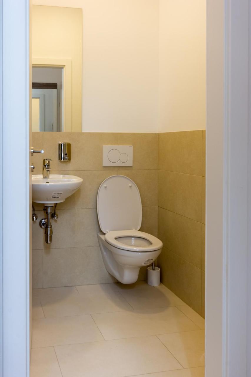 Debo Apartments Naehe Westbahnhof - Contactless Check In Wenen Buitenkant foto