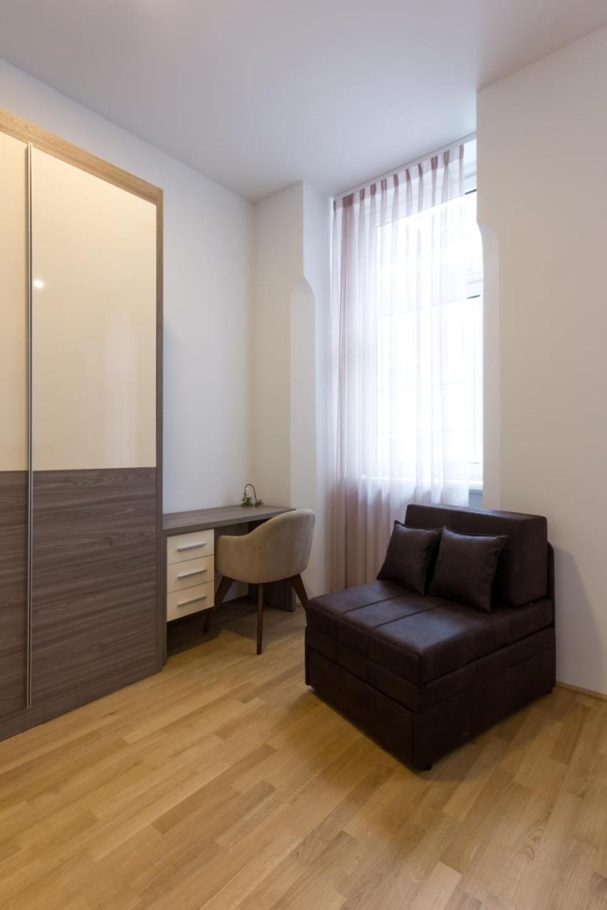 Debo Apartments Naehe Westbahnhof - Contactless Check In Wenen Buitenkant foto