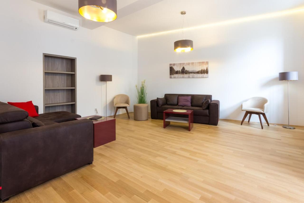 Debo Apartments Naehe Westbahnhof - Contactless Check In Wenen Buitenkant foto