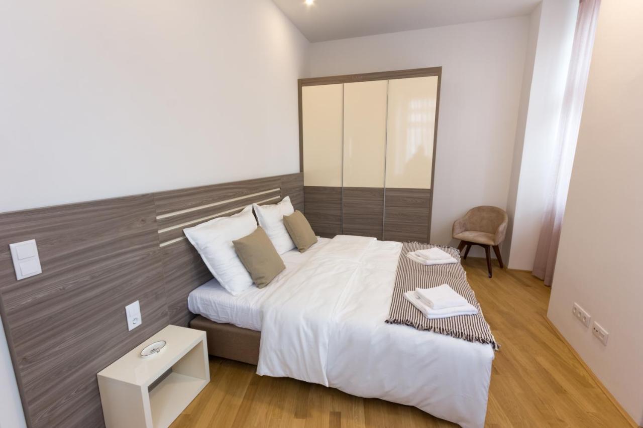 Debo Apartments Naehe Westbahnhof - Contactless Check In Wenen Buitenkant foto