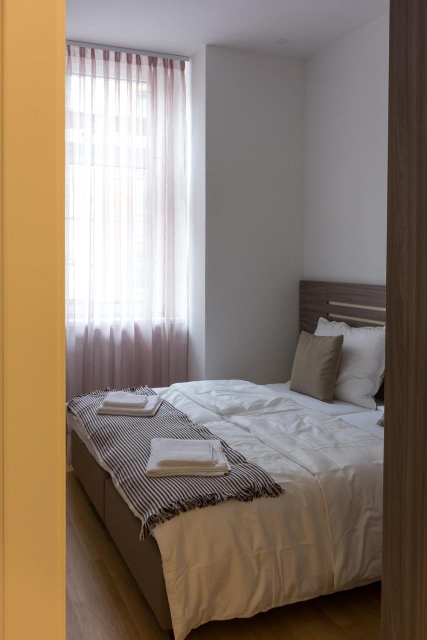 Debo Apartments Naehe Westbahnhof - Contactless Check In Wenen Buitenkant foto